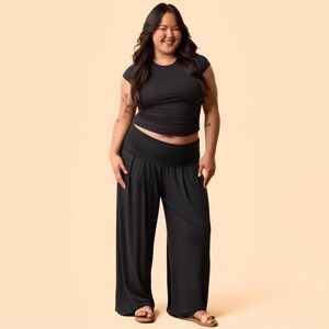 NWT- Blogilates Foldover Wide Leg Pants Size XL